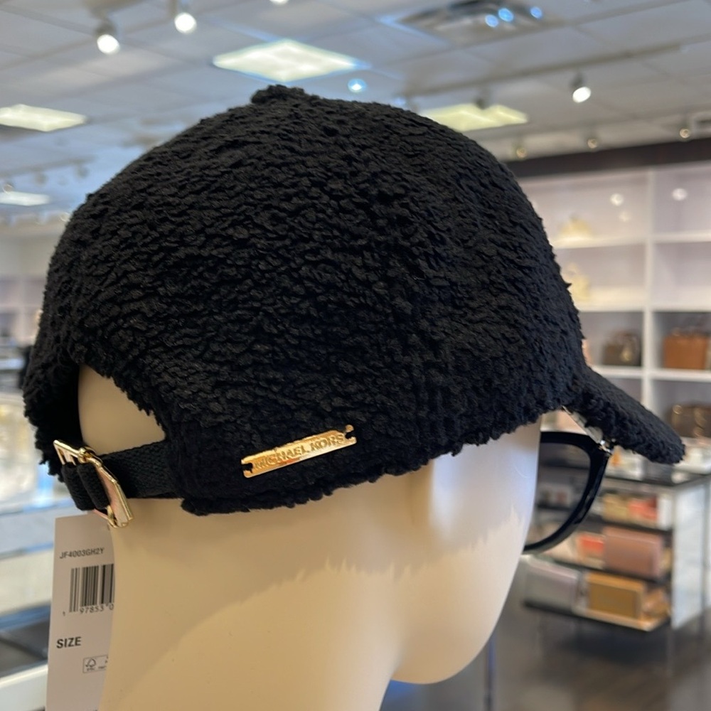 Michael Kors MK Logo Hat Sherpa Adjustable Cap OS
Black NWT
Authentic - Picture 7 of 16